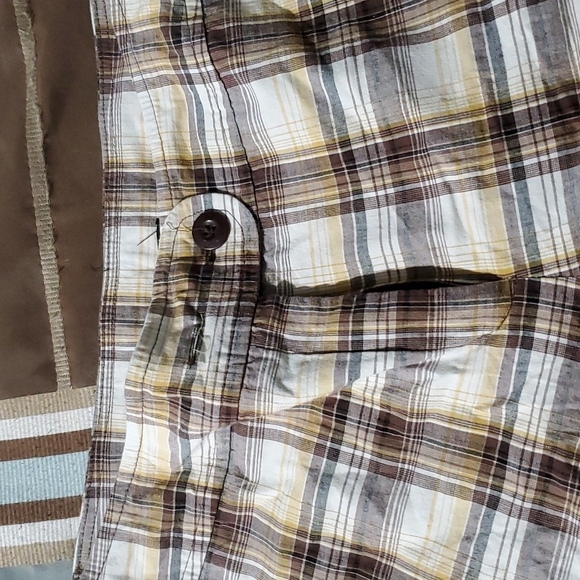 Shorts - Picture 5 of 5